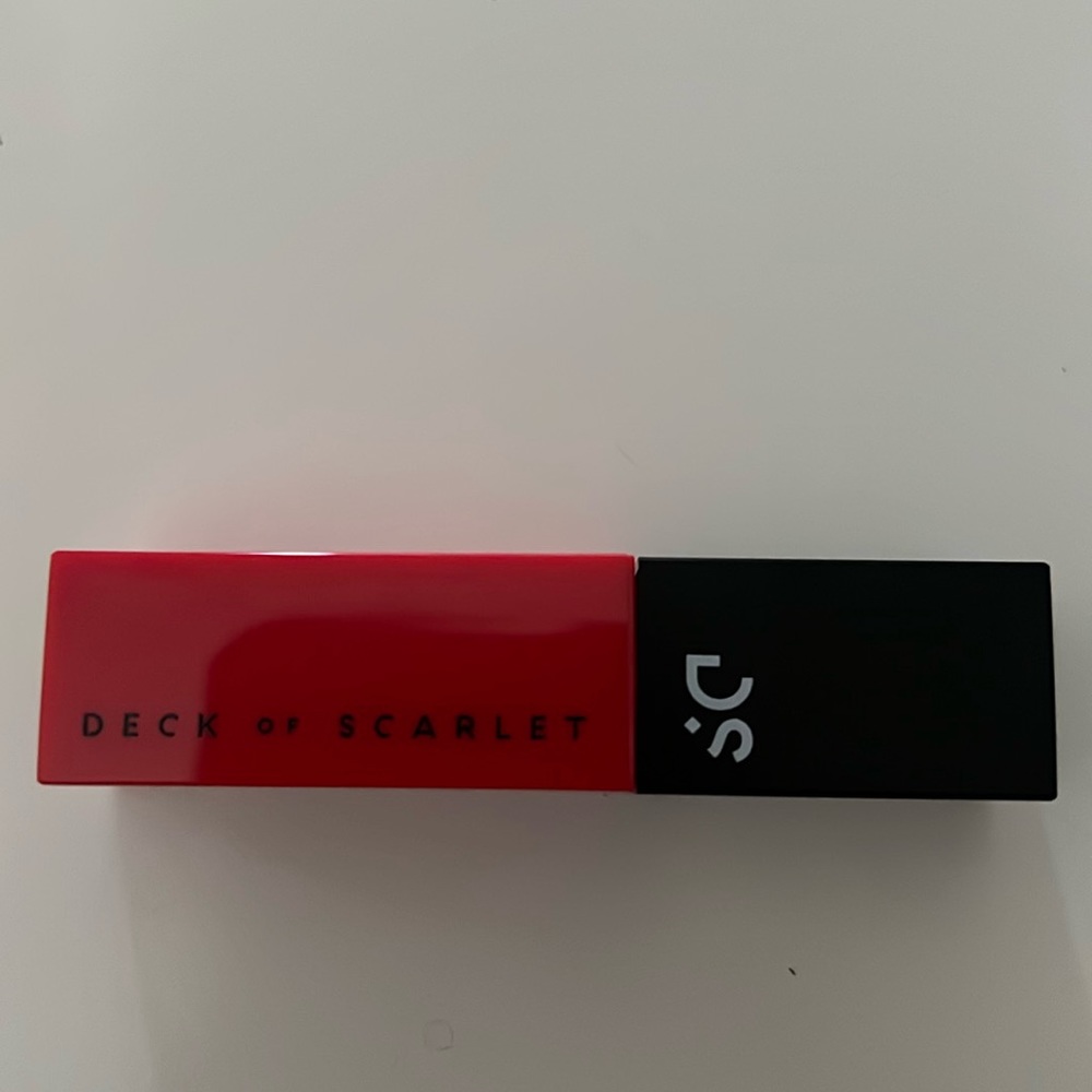 Unused deck of scarlet 💄